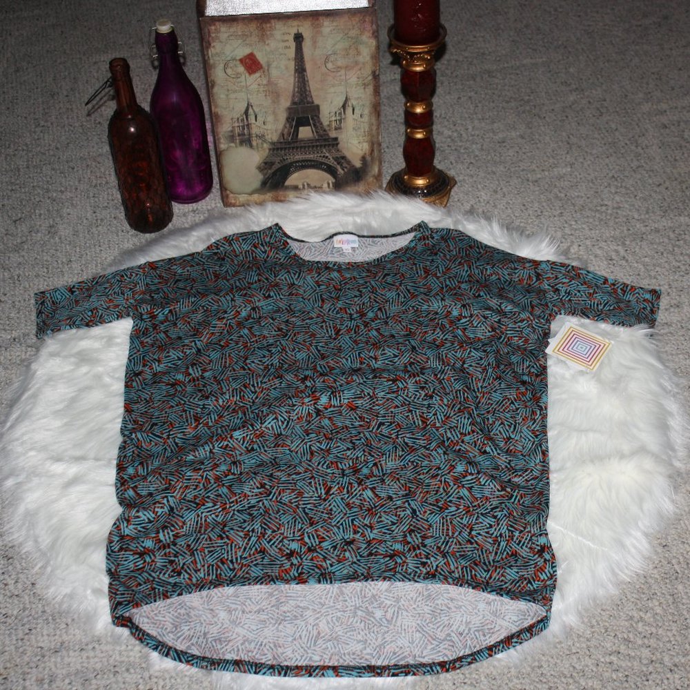 LuLaRoe Irma Short Sleeve Top